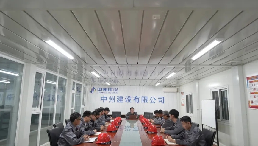 浴雪鏖战∣游艇会·yth206建设有限公司密集完成多处重要跨越封网施工